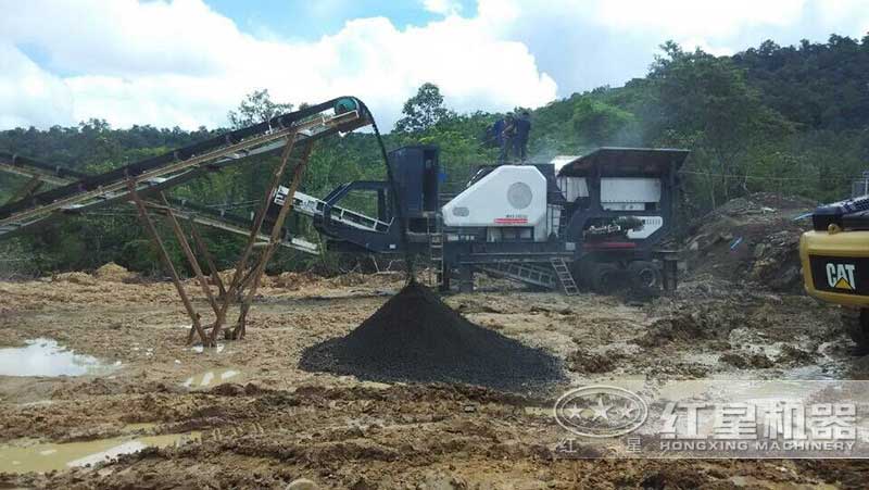 移动煤矸石制砂现场